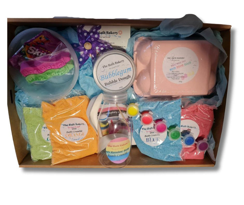 Kids DIY Interactive Bath Time Gift Box - Consists of Paint Your Own Eggs, Bath Bomb Crumble to make your own bottle, (with instructions), a tub of Bubble Bath Play Dough, 2 x Soap Crayons & a windmill